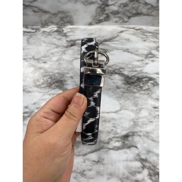 Steve Madden NWOT Reversible Belt Single Prong Animal Print Solid Silver Med New - Picture 3 of 9